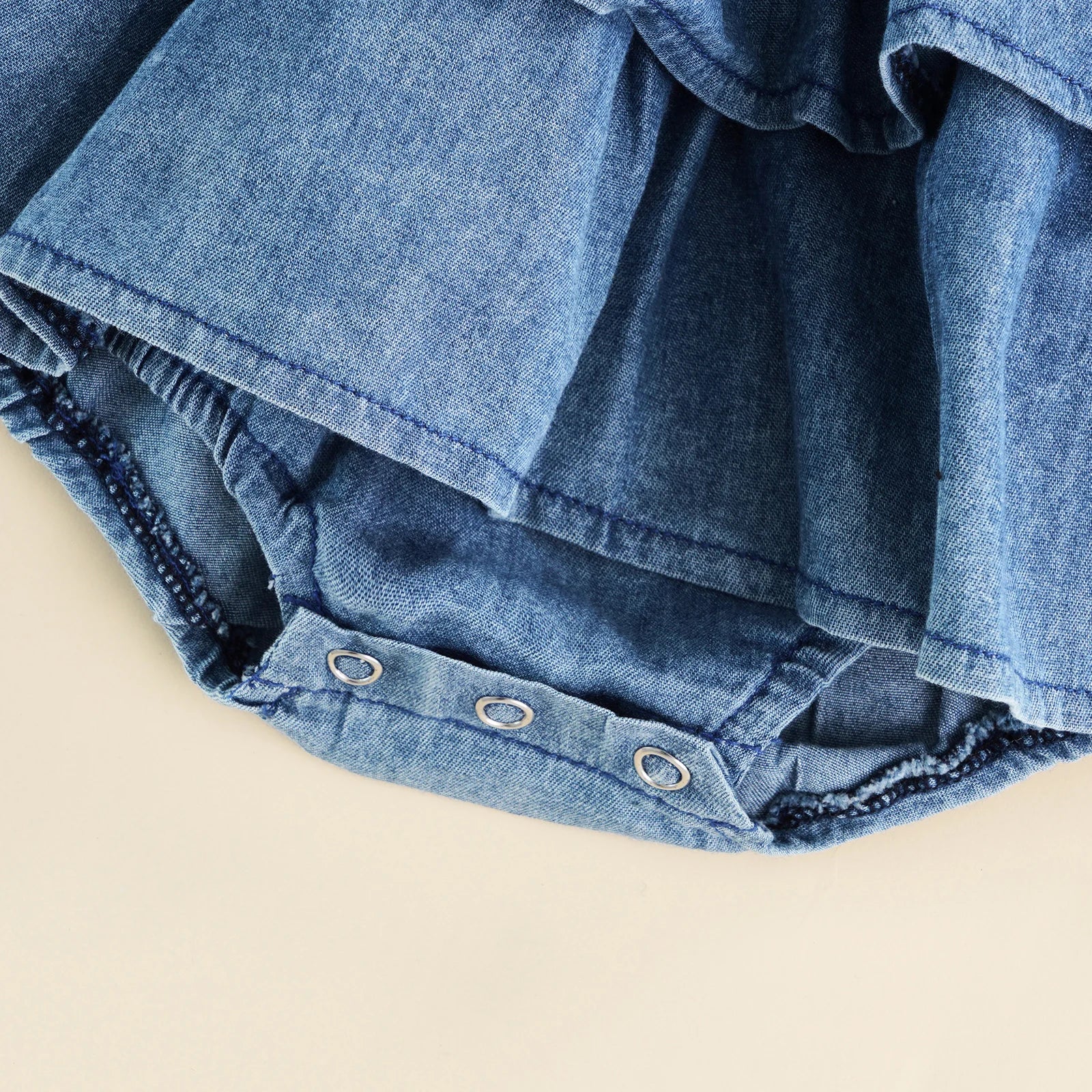 2022-04-01 Lioraitiin 0-18M Infant Baby Girl Bodysuit Sleeveless Suspender Pleated Design Ruffle Hem Bottom Snap Button Jumpsuit